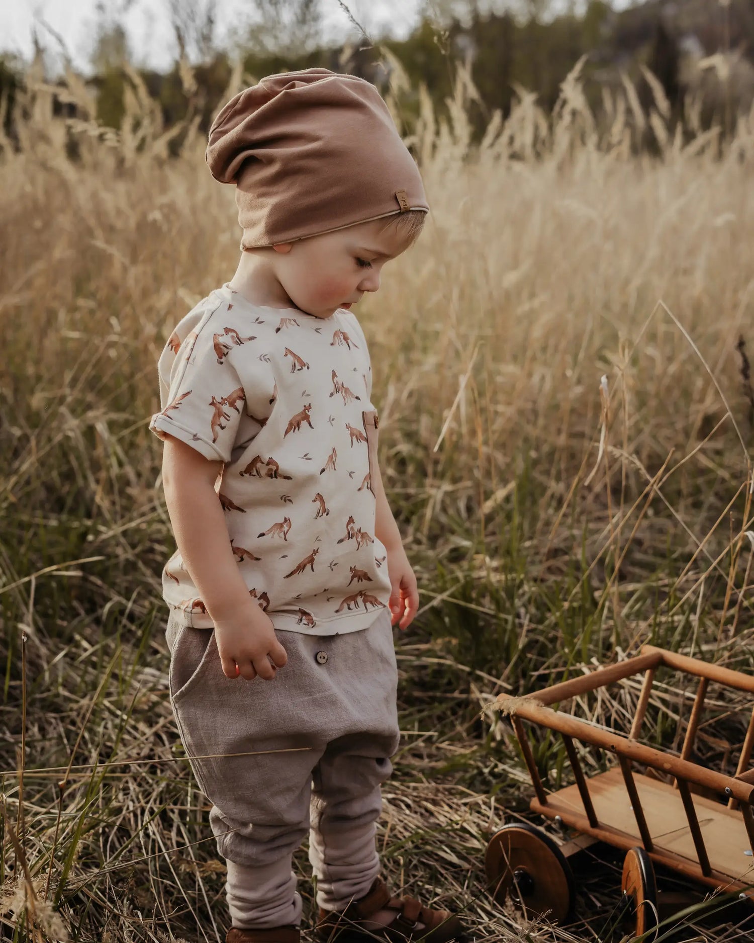 Kinder Beanie aus weichem Bio-Baumwolljersey, leicht und dehnbar für Frühling und Herbst, schützt Kopf und Ohren vor Wind und Kälte und lässt sich super mit unseren Basic Shirt und Kinderhose kombinieren