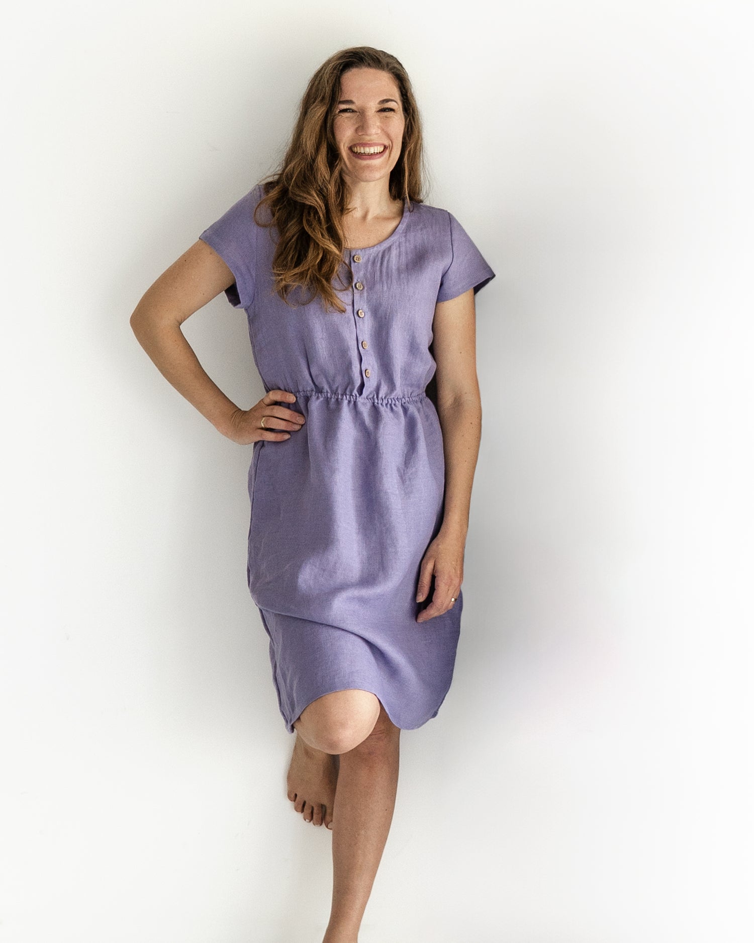 Sofortkauf: Damen Leinenkleid mit Knopfleiste und Taschen in Lavendel, Gr. M (38/40)