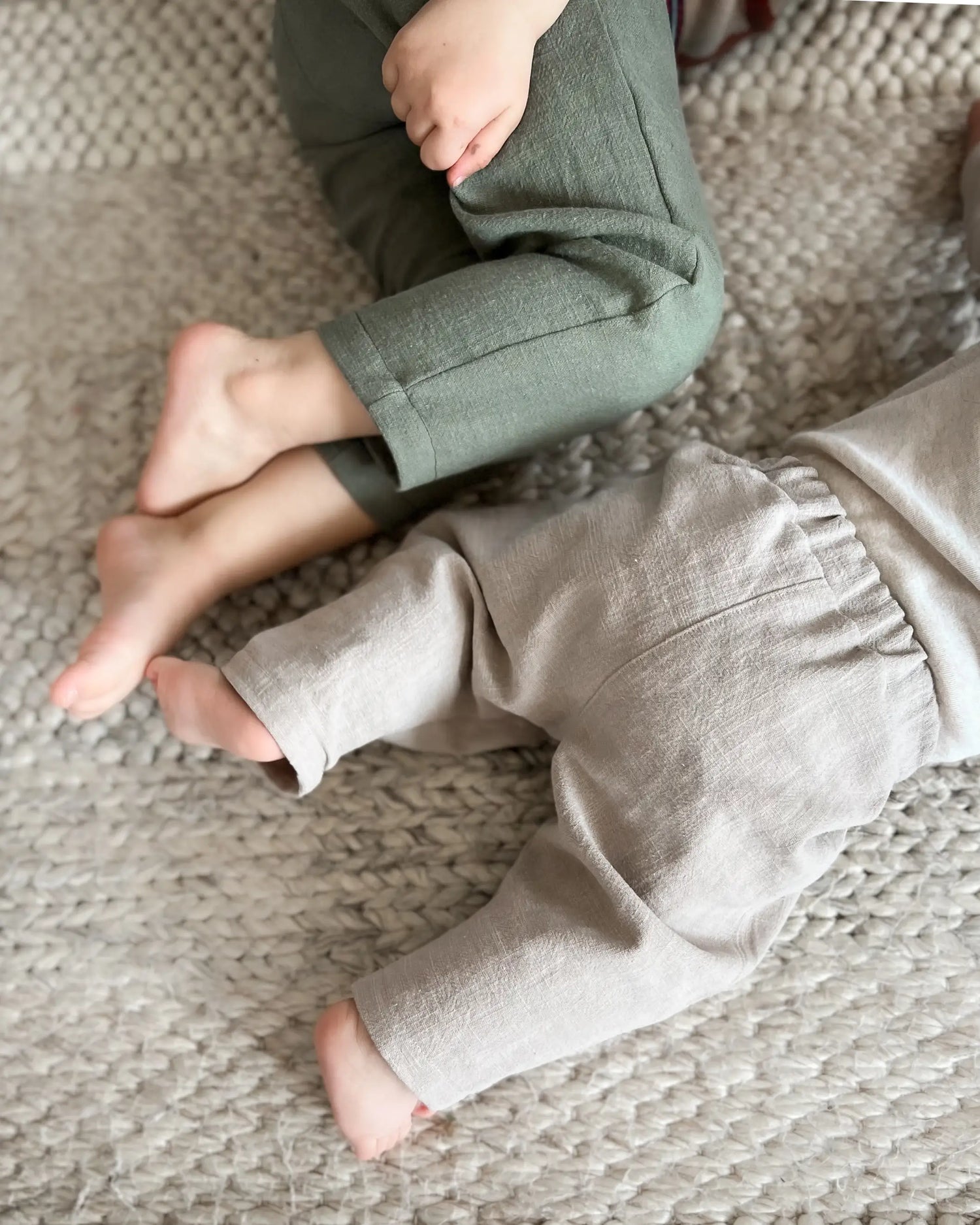 handmade sustainable kids and baby linenpants - tolles Outfit für feierliche Anlässe wie Geburtstag, Hochzeit, Fotoshooting, Taufe oder Kommunion