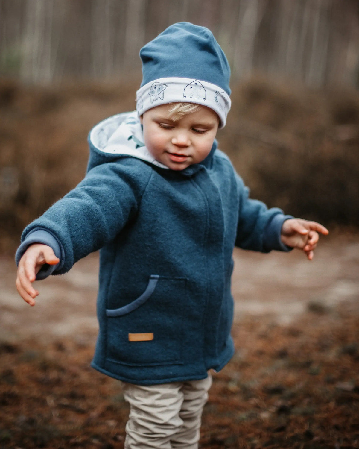 mulesingfreie walkjacke mit verdecktem reissverschluss für kinder in rauchblau