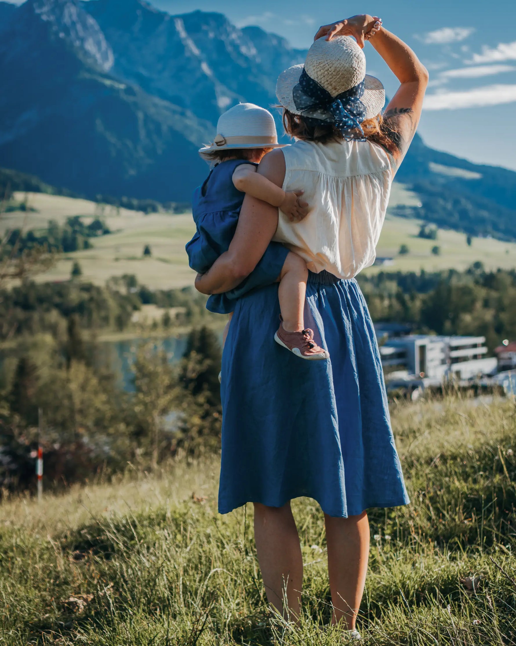 Sommer Mama Rock aus Leinen mit Taschen und Knopfleiste