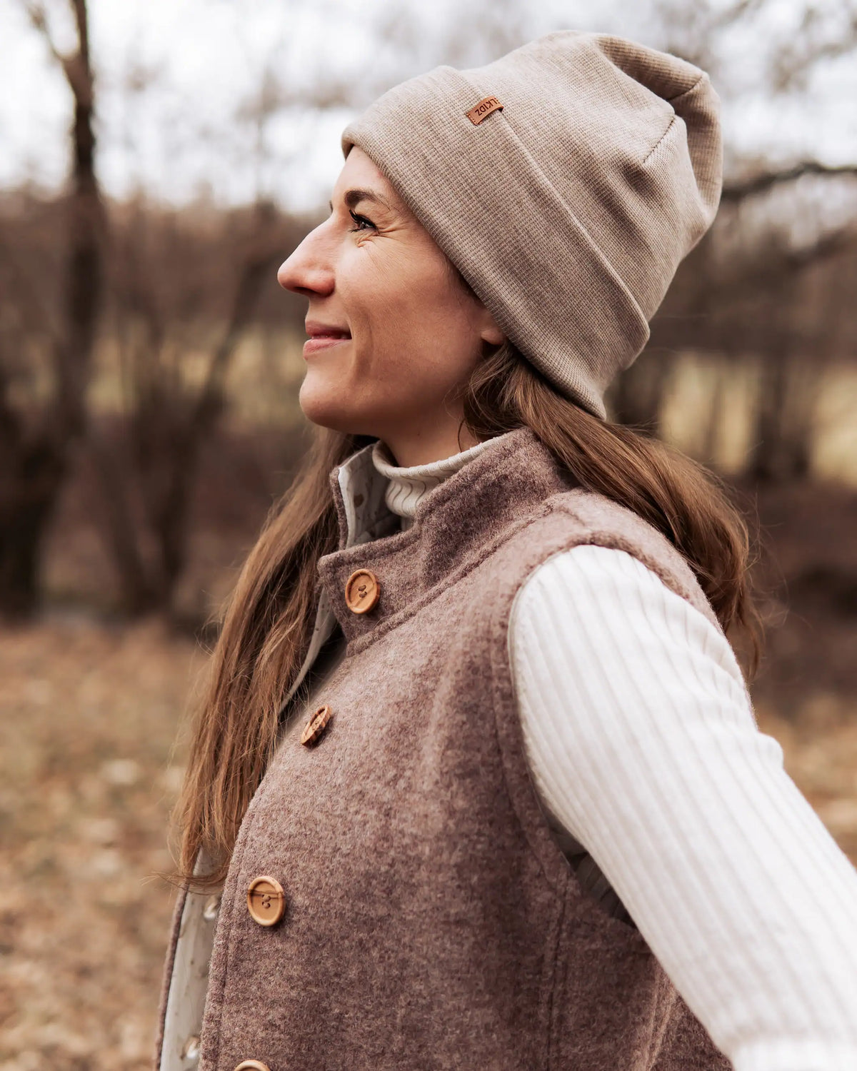 Damen Wollwalk Weste aus 100% Schurwolle, warm und temperaturausgleichend, ideal für Herbst, Frühling und milde Wintertage im Alltag.