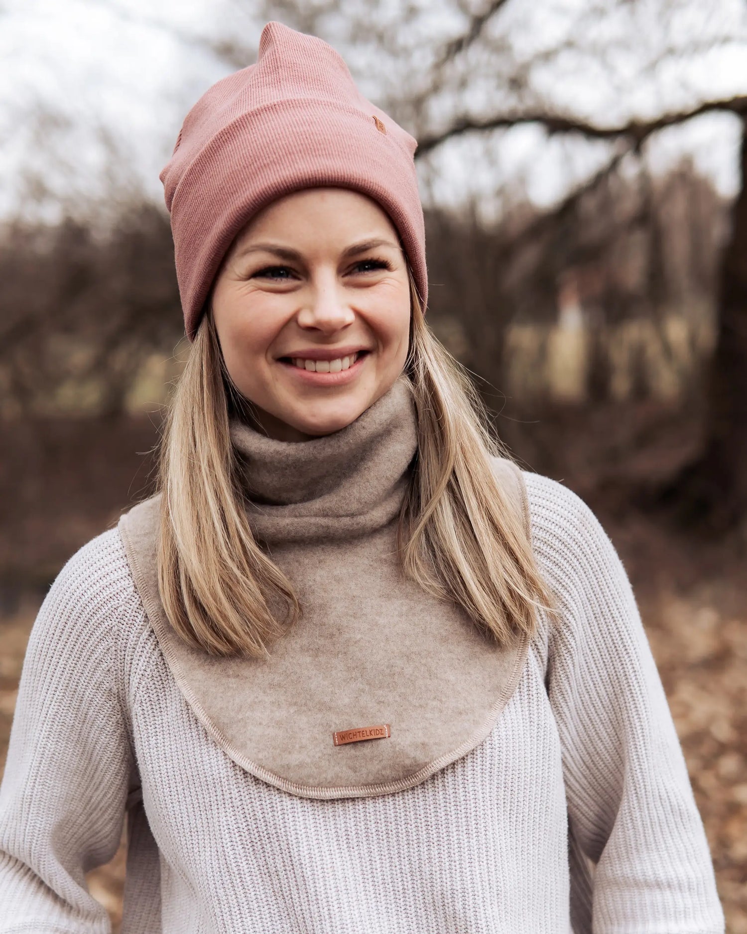 Nachhaltiger Wollfleece Schal für Frauen aus 100% Merino Schurwolle, atmungsaktiv und rutschfest für kalte Tage