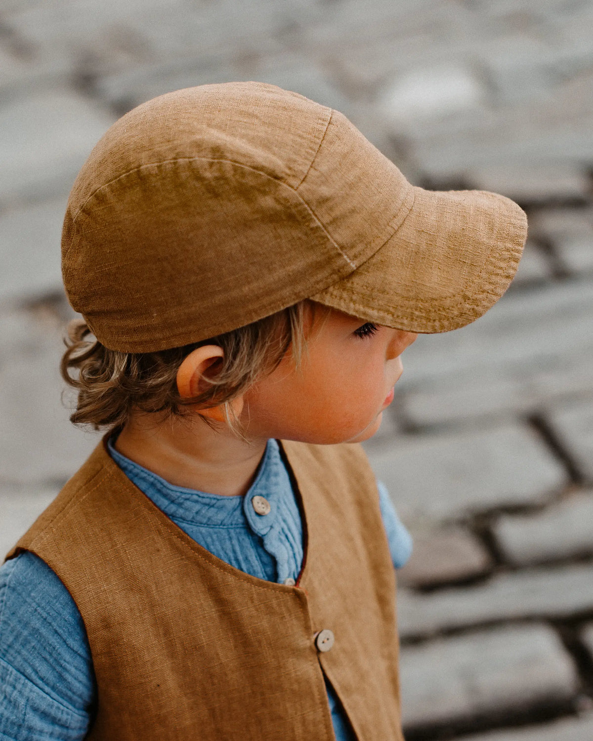 Basecap Kinder nachhaltig aus Leinen, unisex und zeitlos, perfeke Sommer Kappe für Alltag und Outdoor Abenteuer.