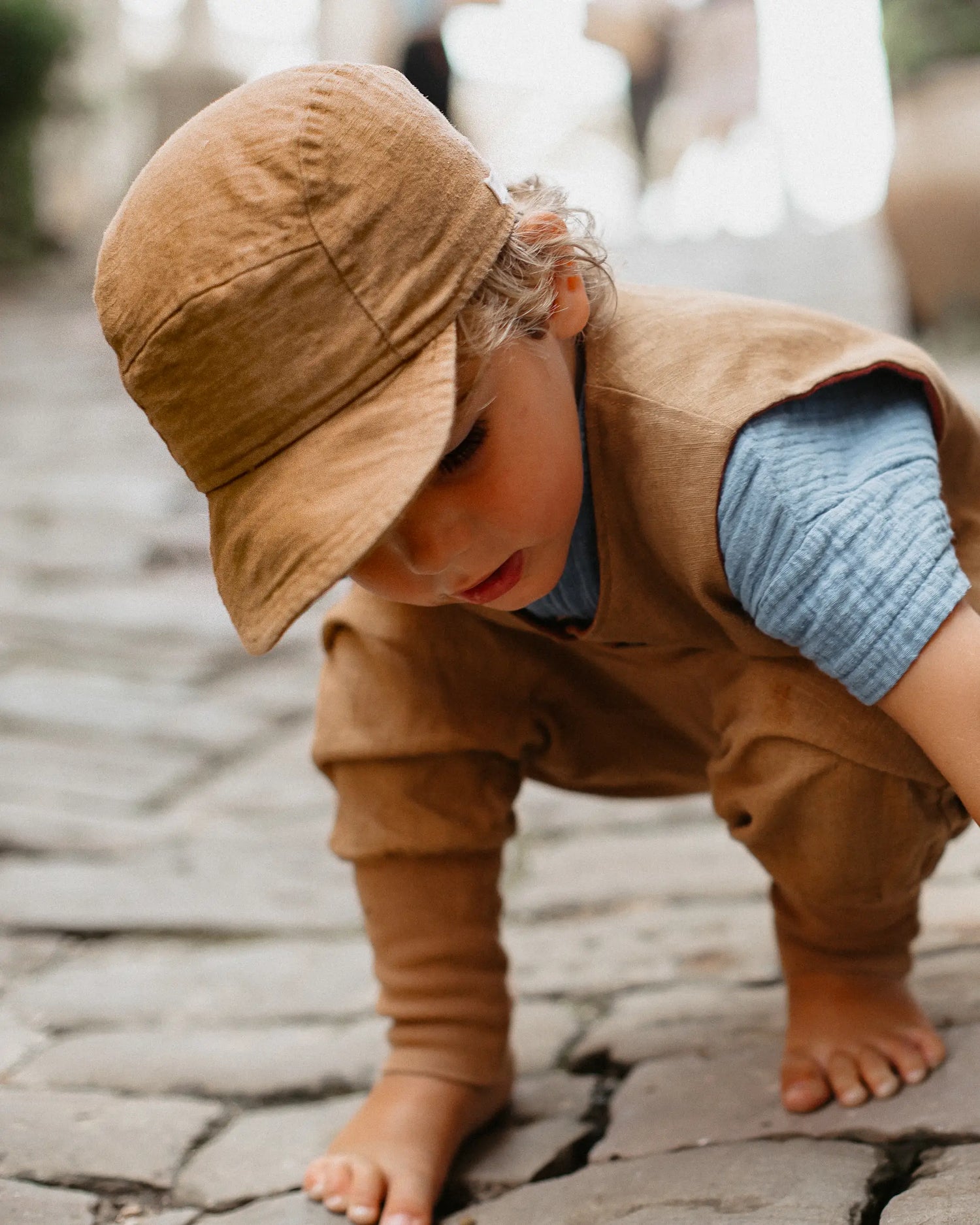Baby- und Kinder Cap aus Leinen. Nachhaltiges Kinder Basecap.  Die hochwertige Leinen Cap für Kids ist ideal für heiße Sommertage geeignet und schützt Gesicht und Kopf vor Sonneneinstrahlung – ganz ohne Schwitzen