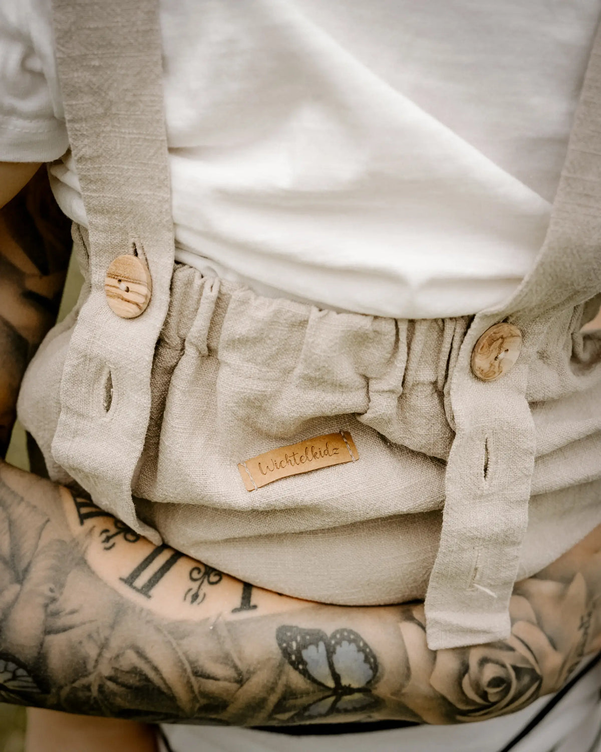 Leinensalopette für Kinder und Babys als Outfit für Taufe, Fotoshooting, Geburtstag oder Hochzeit