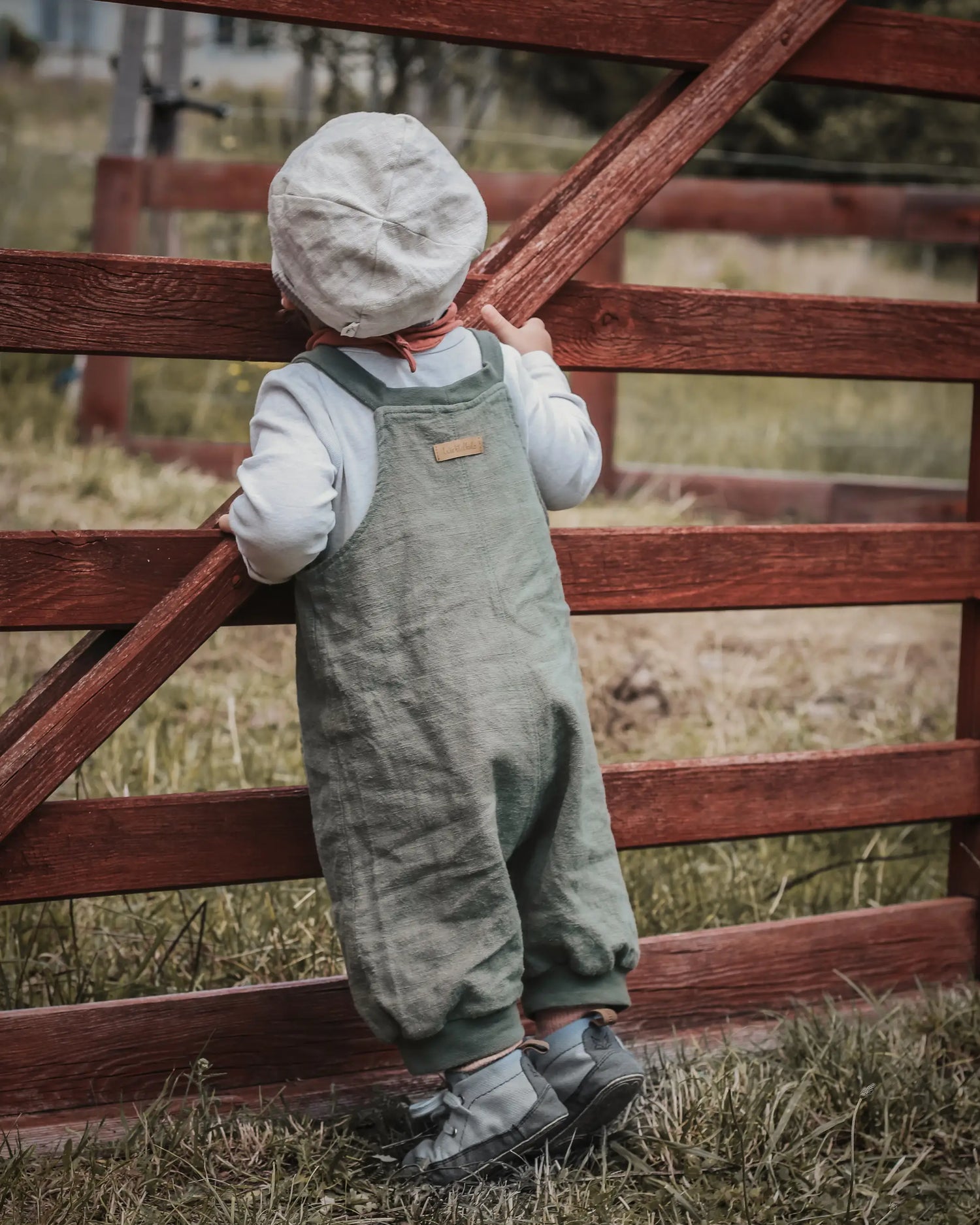 Sommer Romper Schlupflatzhose für kinder und Babys aus leinen