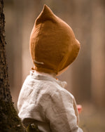 Kinder und Baby Zwergenmütze aus Leinen. Super als Outfit für ein Fotoshooting, Hochzeit, Geburtstag oder andere Feierlichkeiten. Die Zwergenhaube schützt  den Kopf gegen die Sonneneinstrahlung und ist schön leicht angenehm zu tragen.