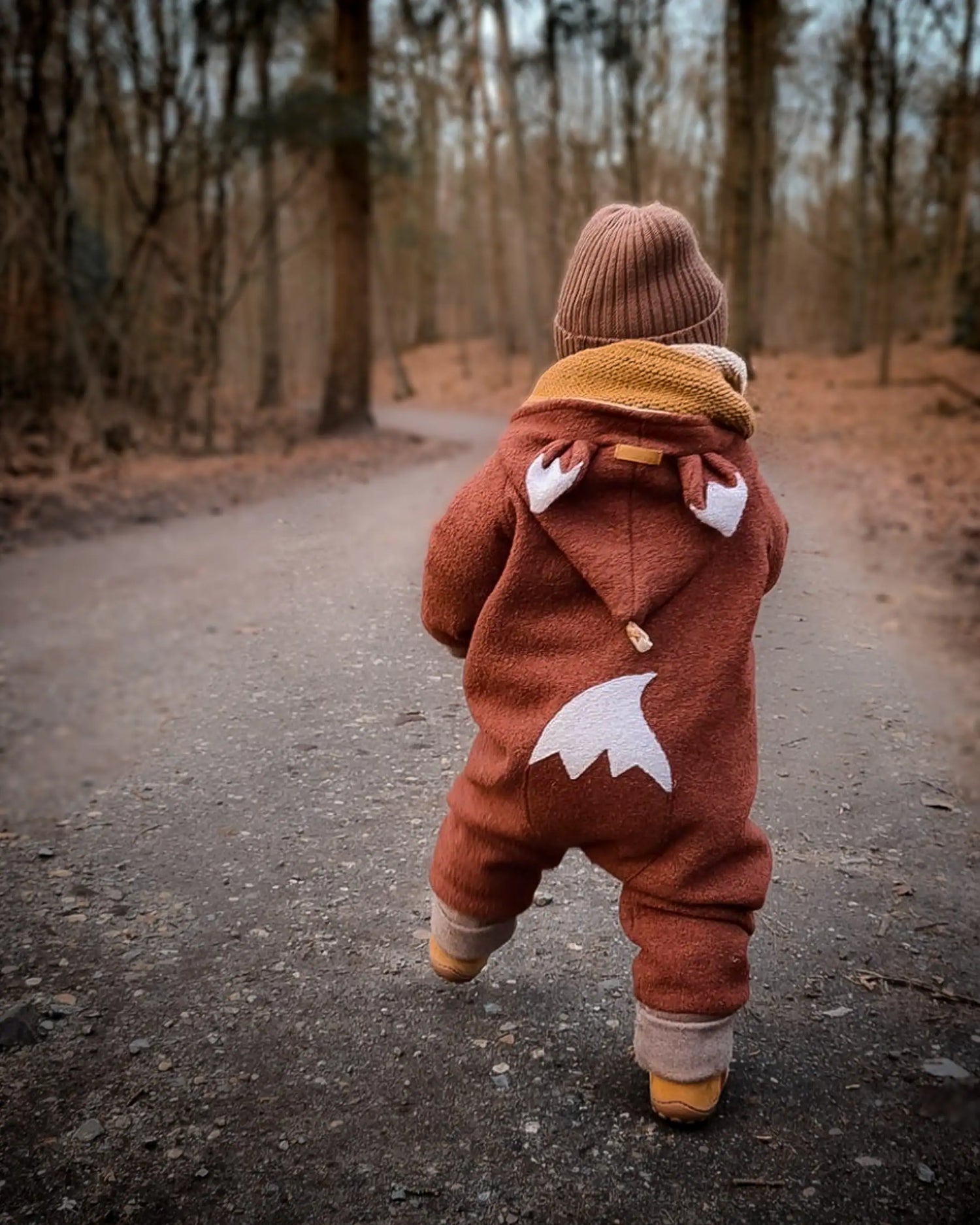 Walkanzug Fuchs für Kinder und Babys in Rost - mit Fuchsschwanz und Fuchsohren