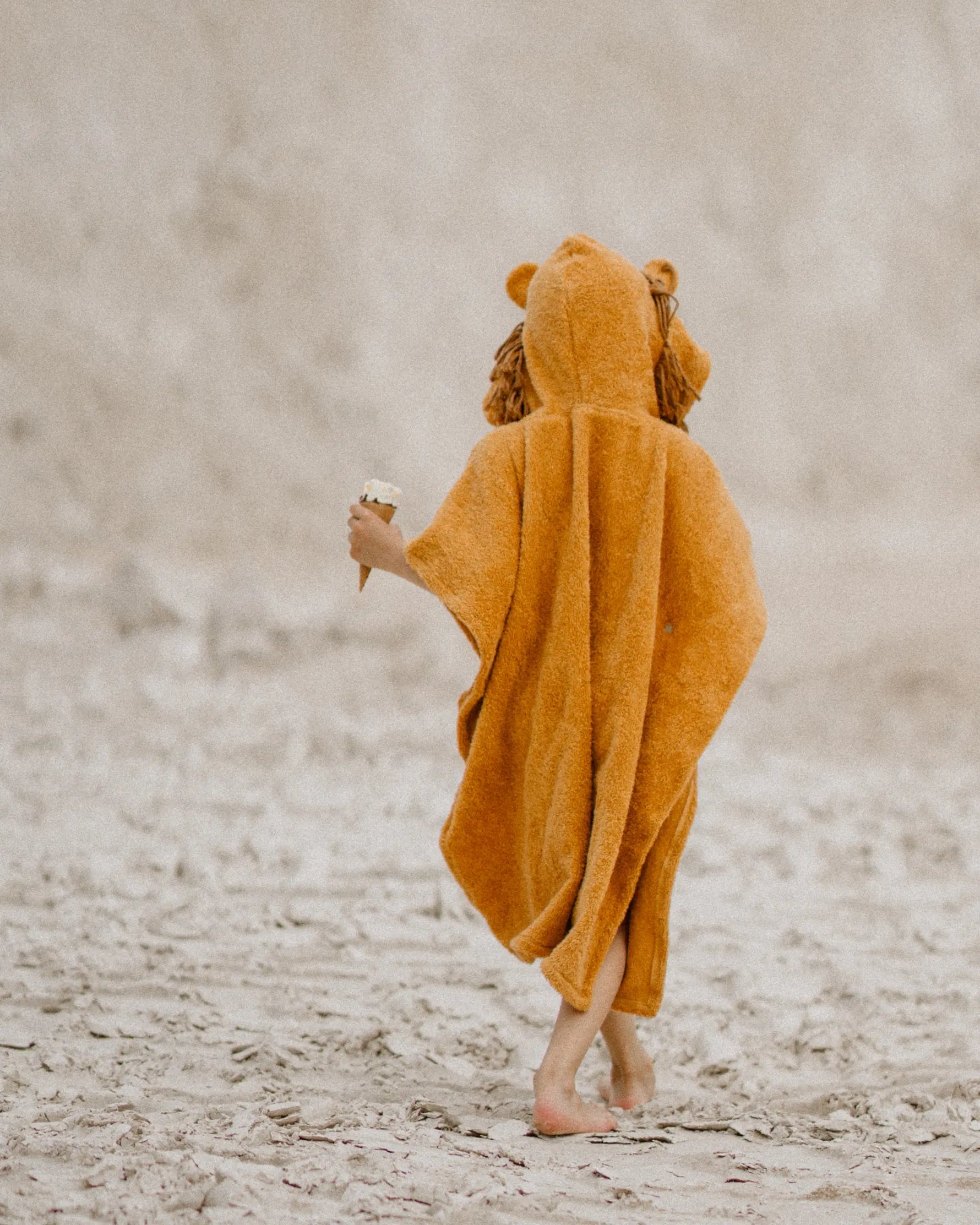 Kinder Badehandtuch Poncho Handtuch Strandponcho Löwe - warm, weich und praktisch für den Alltag mit kleinen Kindern