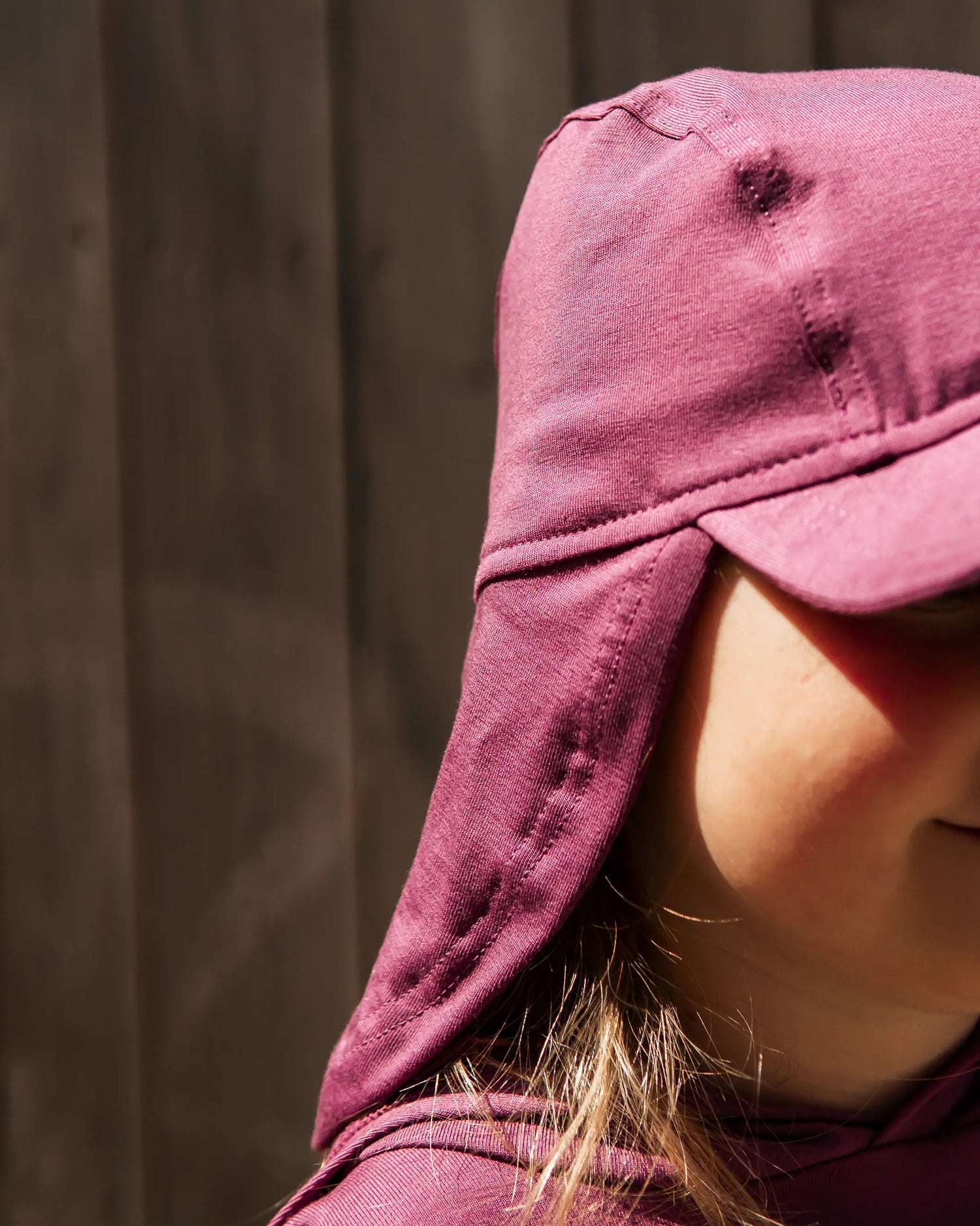 Leichter Kinder Sonnenhut mit breiter Krempe und Nackenschutz für Sommer, Urlaub, Spielplatz und Kindergarten