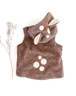 temperaturregulierende Walkweste für Kinder mit Kragen und Taschen - Kinder Gilet mit Reh-Applikation