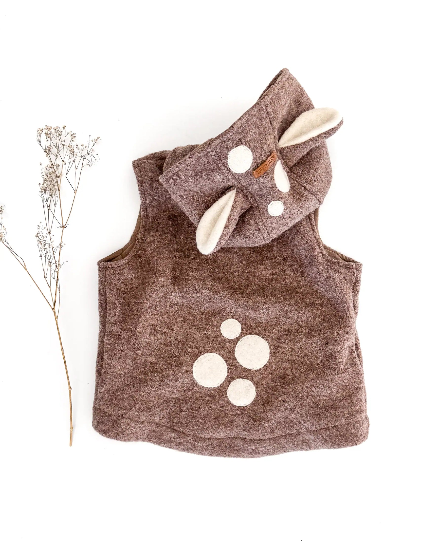 temperaturregulierende Walkweste für Kinder mit Kragen und Taschen - Kinder Gilet mit Reh-Applikation