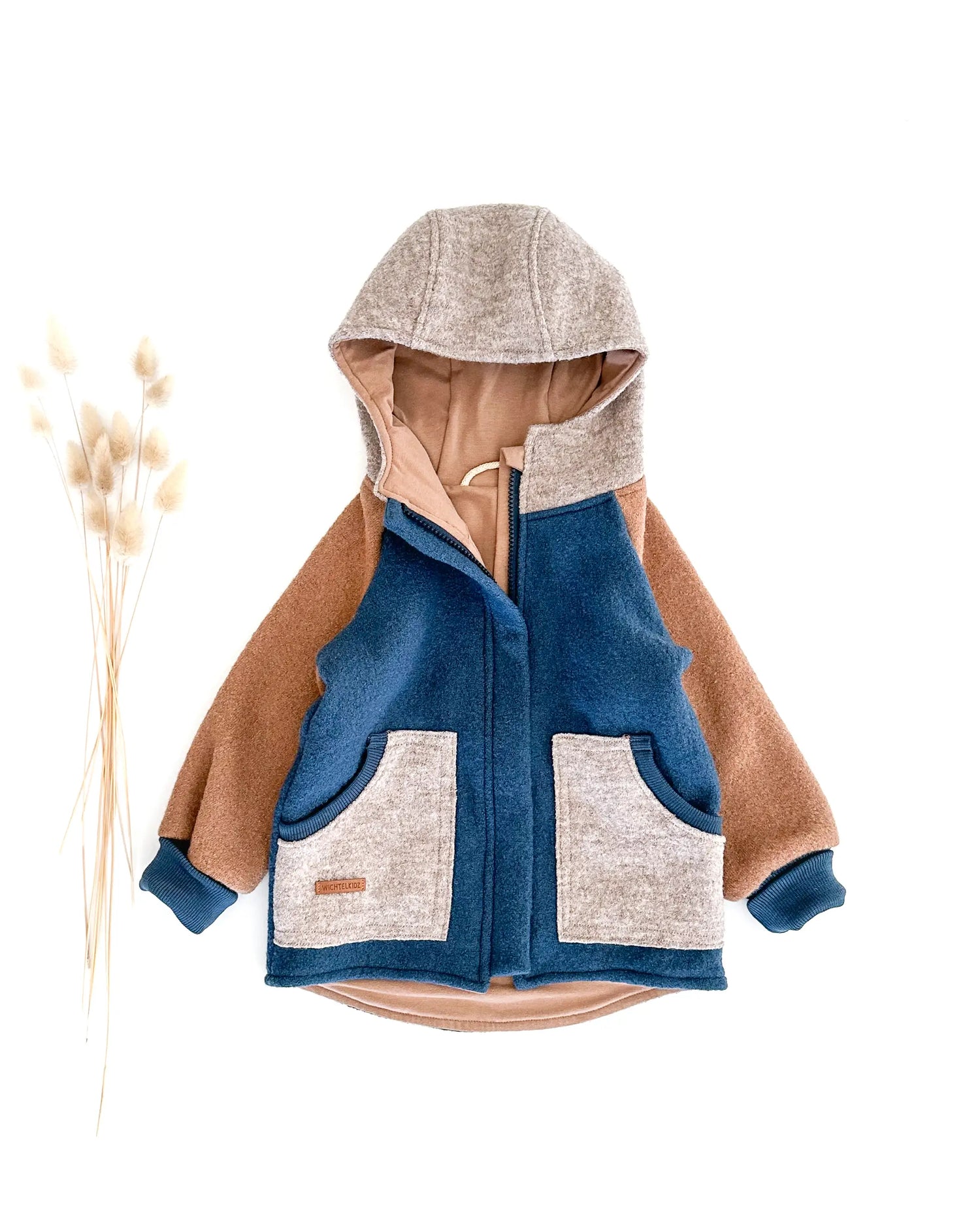 temperaturregulierende Color block Walkjacke in Blau mit verdecktem Reißverschluss und Kinnschutz