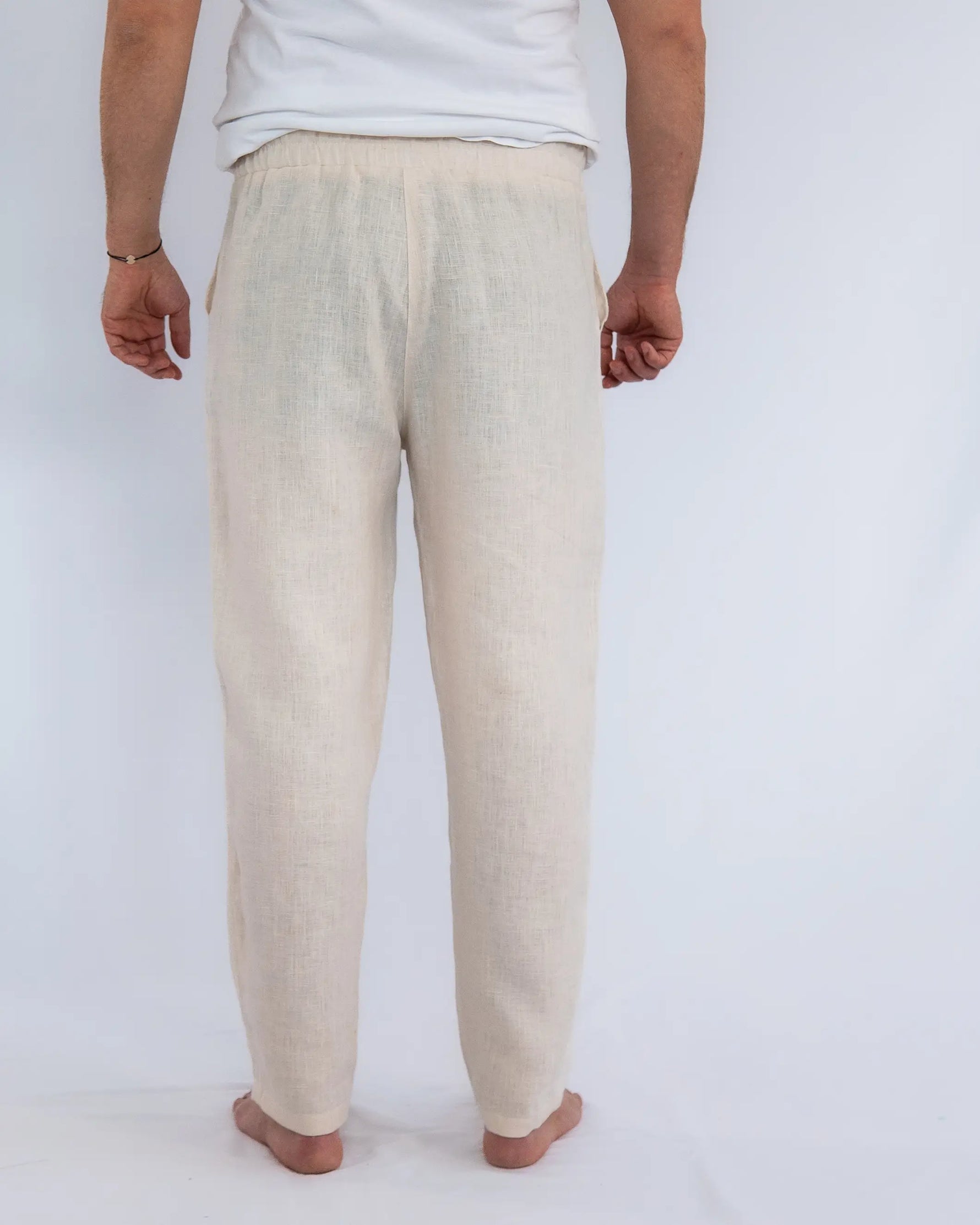 Herren Chino aus Leinen mit weichem Gummibund und optionalem Kordelzug, stilvoll, bequem und natürlich zugleich