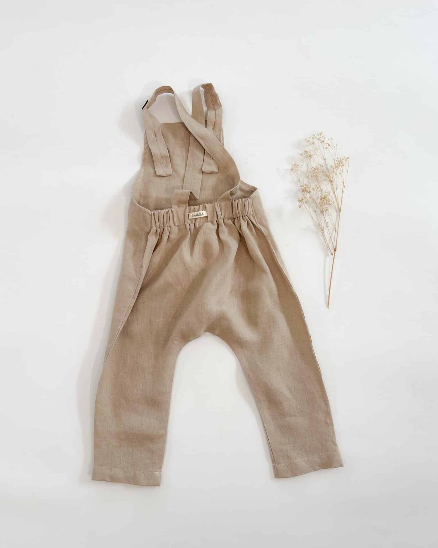 Sofortkauf: lange Leinen Latzhose/ Salopette in Sand, Gr. 86/92