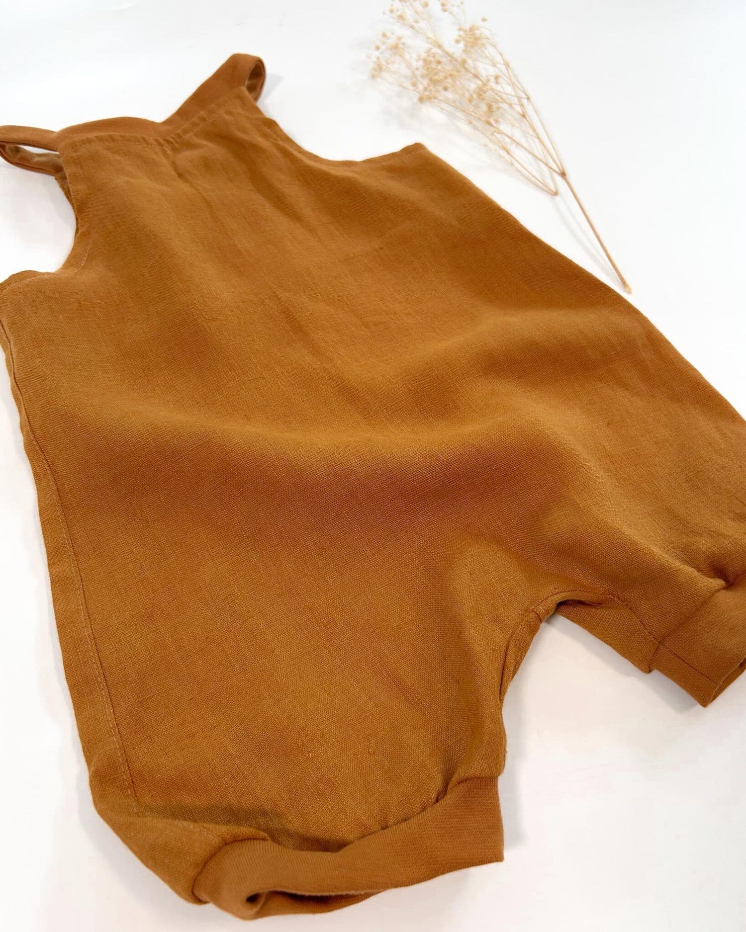 Sofortkauf: kurzer Leinen Jumper in Zimt, Gr. 86/92