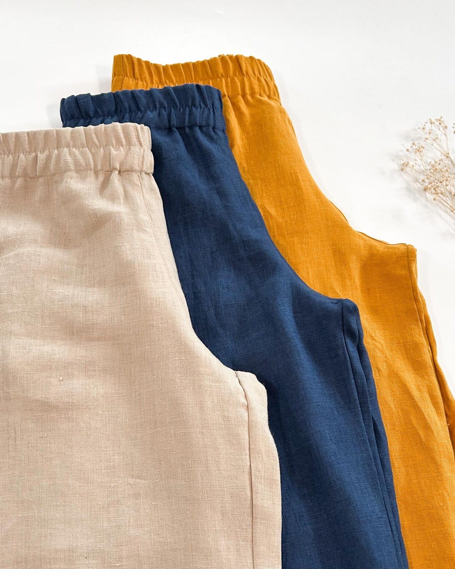 Sofortkauf: Damen Leinenhose mit weitem Bein und Taschen in Marineblau, Gr. M (38/40)