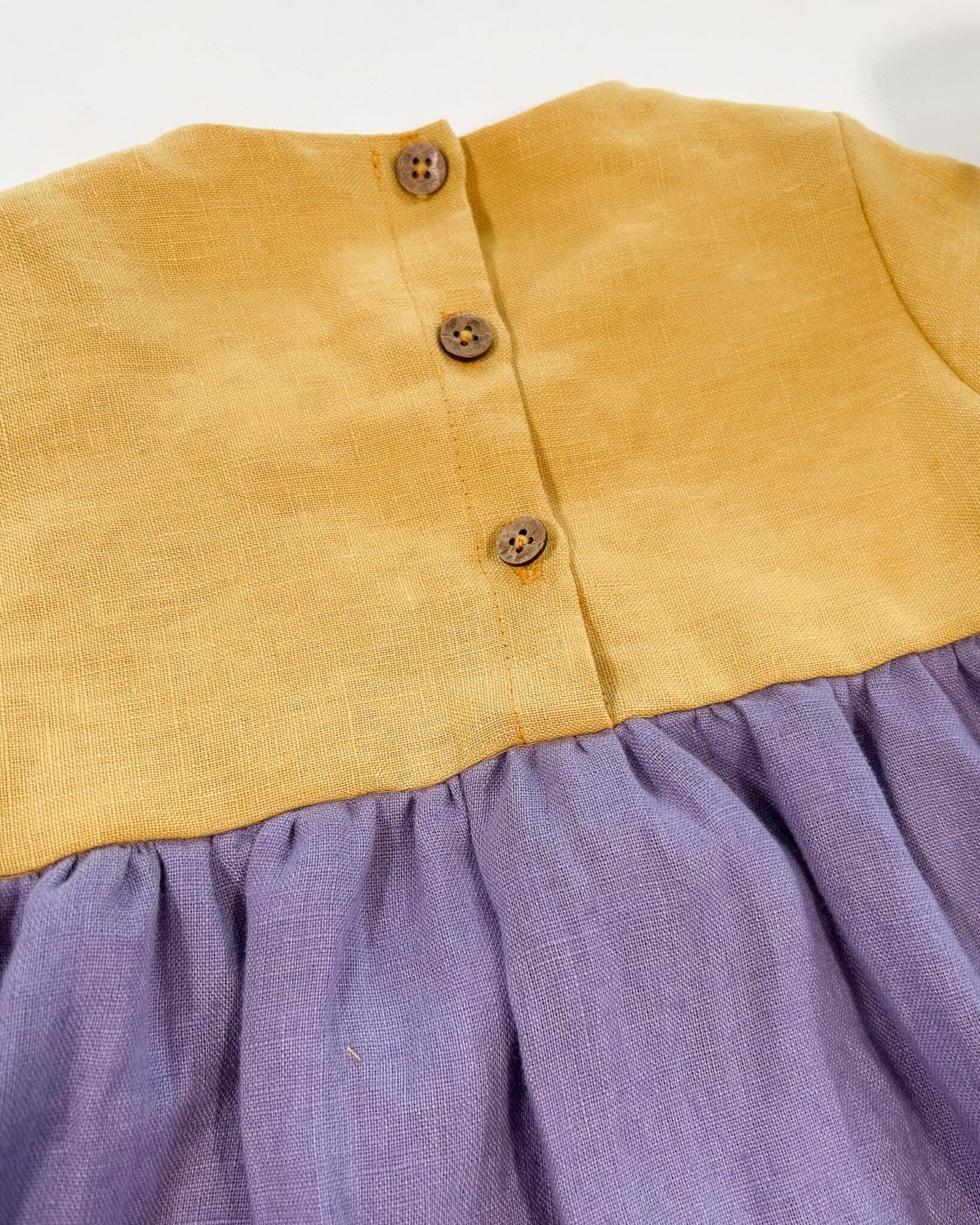 Sofortkauf: Colorblock Stufenkleid aus Leinen, Gr. 86/92