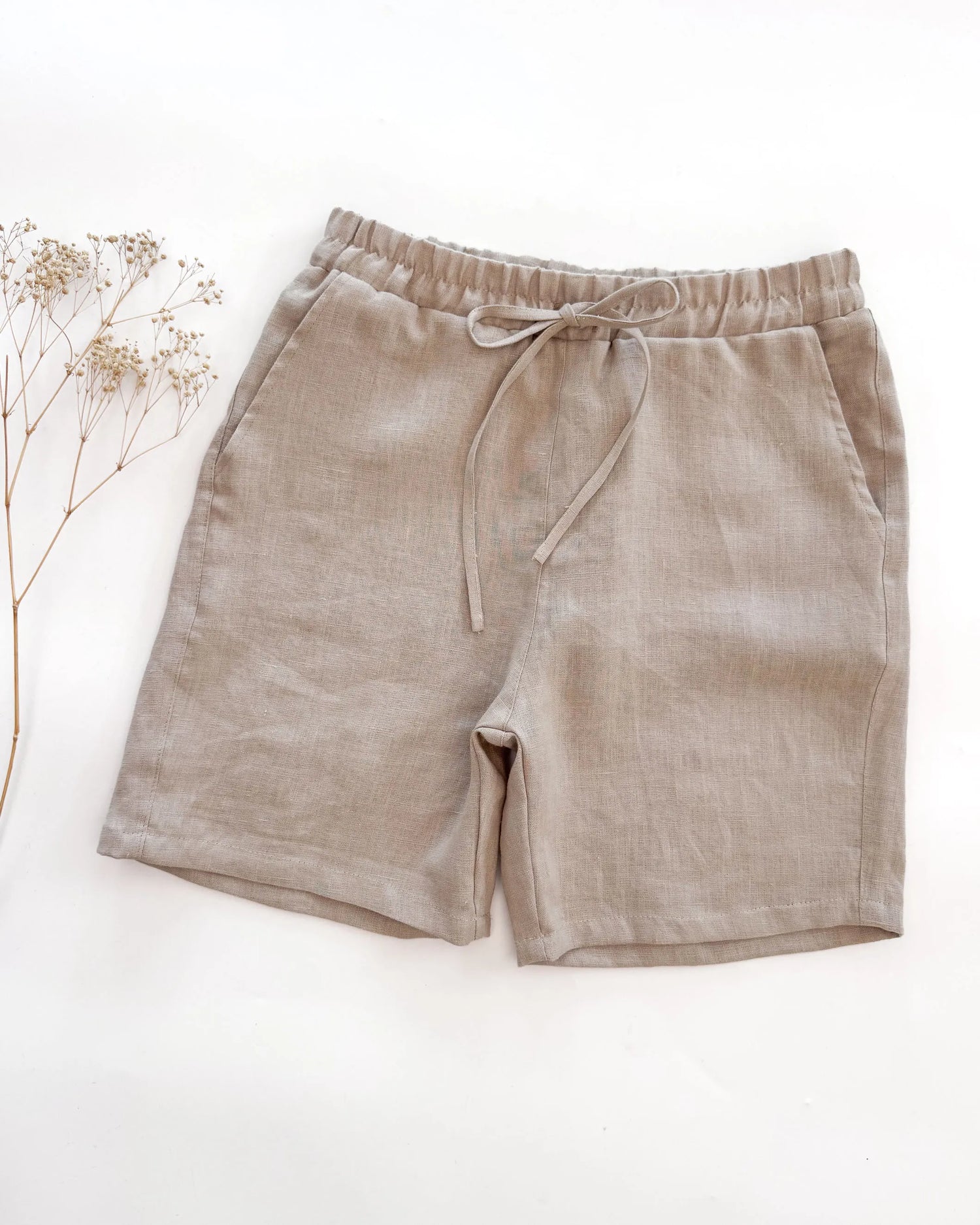 Sofortkauf: Leinen Shorts für Herren in Sand, Gr. M