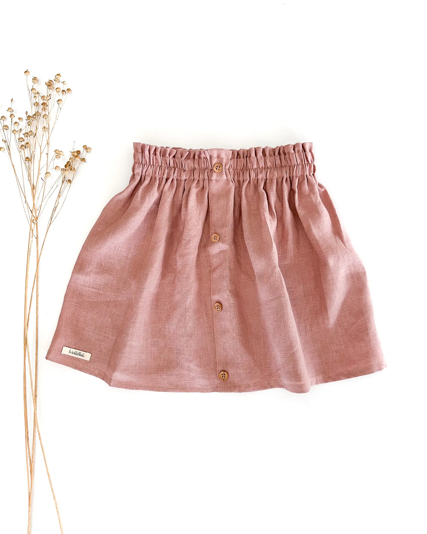 Wichtelkidz baby und Kinder Rock aus 100% weichem Leinen. Leichter und luftiger Rock für den Sommer. Ein handgemachter Leinenrock für Mädchen, nachhaltig und fair produziert.