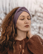 Damen Stirnband aus Bio-Merinowolle, weich und temperaturausgleichend, ideal für Herbst und Winter, schützt die Ohren vor Wind und Kälte.