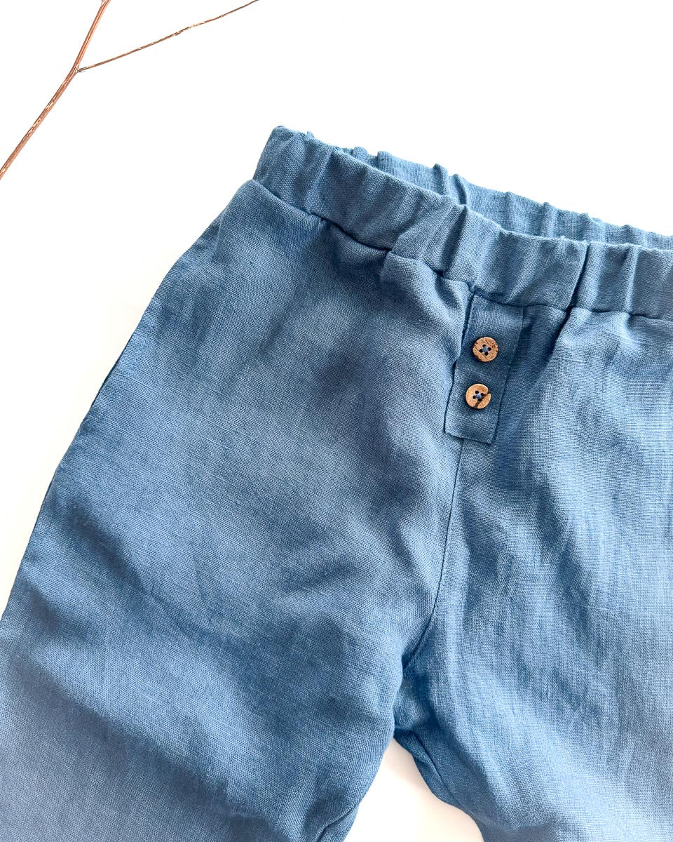 Sofortkauf: Leinenhose in Jeansblau mit Knopfleiste, Gr. 122/128