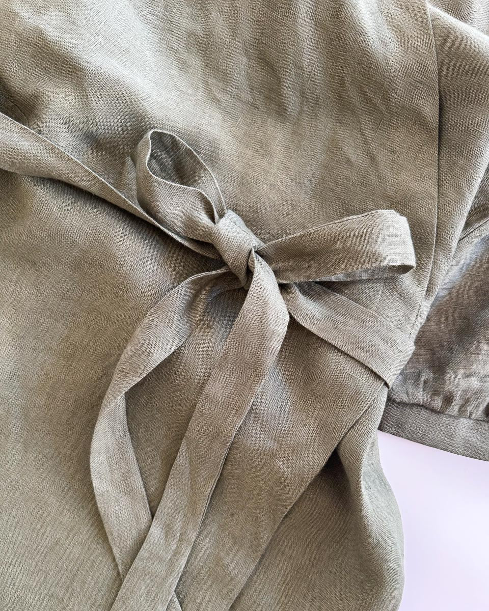 Sofortkauf: wadenlanges Damen Wickelkleid aus Leinen in Olive, Gr. XL (46/48)