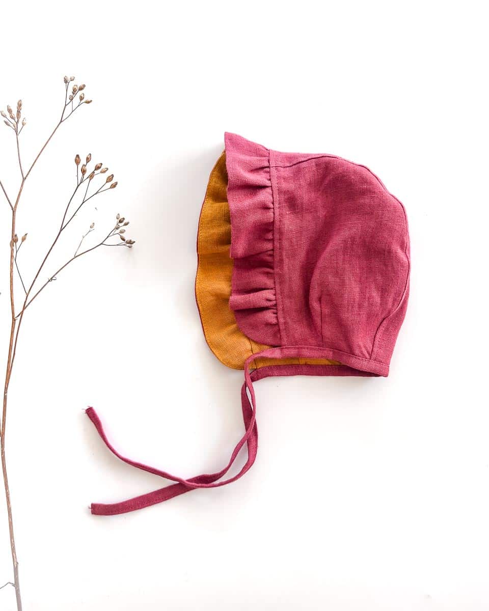 Sofortkauf: Leinen Baby Bonnet in Himbeere/Senf, Gr. 44-46