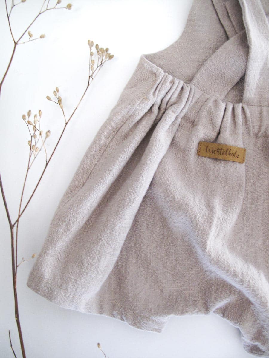 Sofortkauf: kurze Leinen Latzhose/ Salopette  Sand, Gr. 50/56