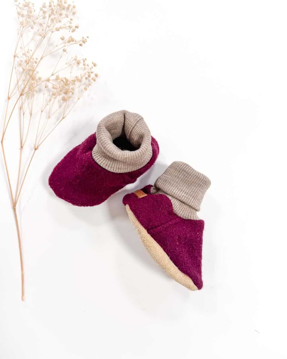 Sofortkauf: Wollwalk Schuhe in Beere mit Naturleder Sohle, Gr. 18-19