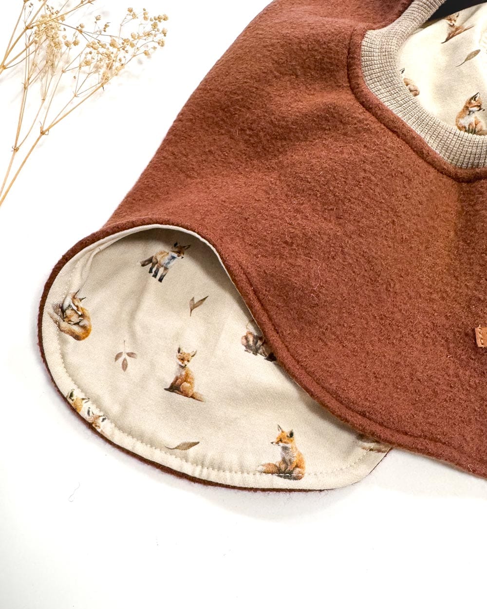 Sofortkauf: Wollwalk Schlupfmütze in Merino Umbra/Fuchsliebe, Gr. 54-56