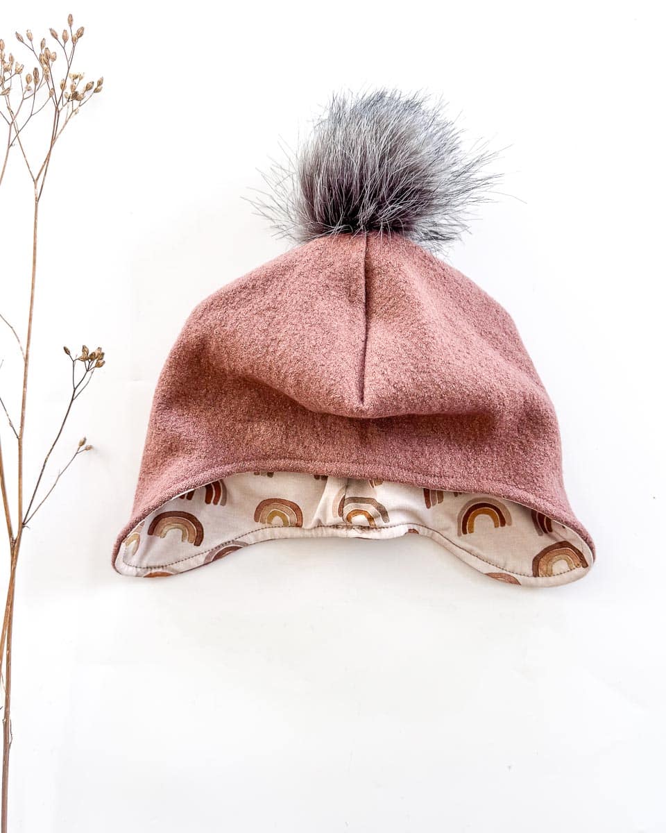 Sofortkauf: Wollwalk Bommelmütze in Merino Altrosa/Brownbow, Gr. 54-56