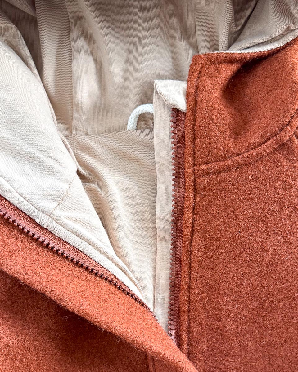 Sofortkauf: Walkjacke mit Reißverschluss in Rost/Sand Uni, Gr. 104/110