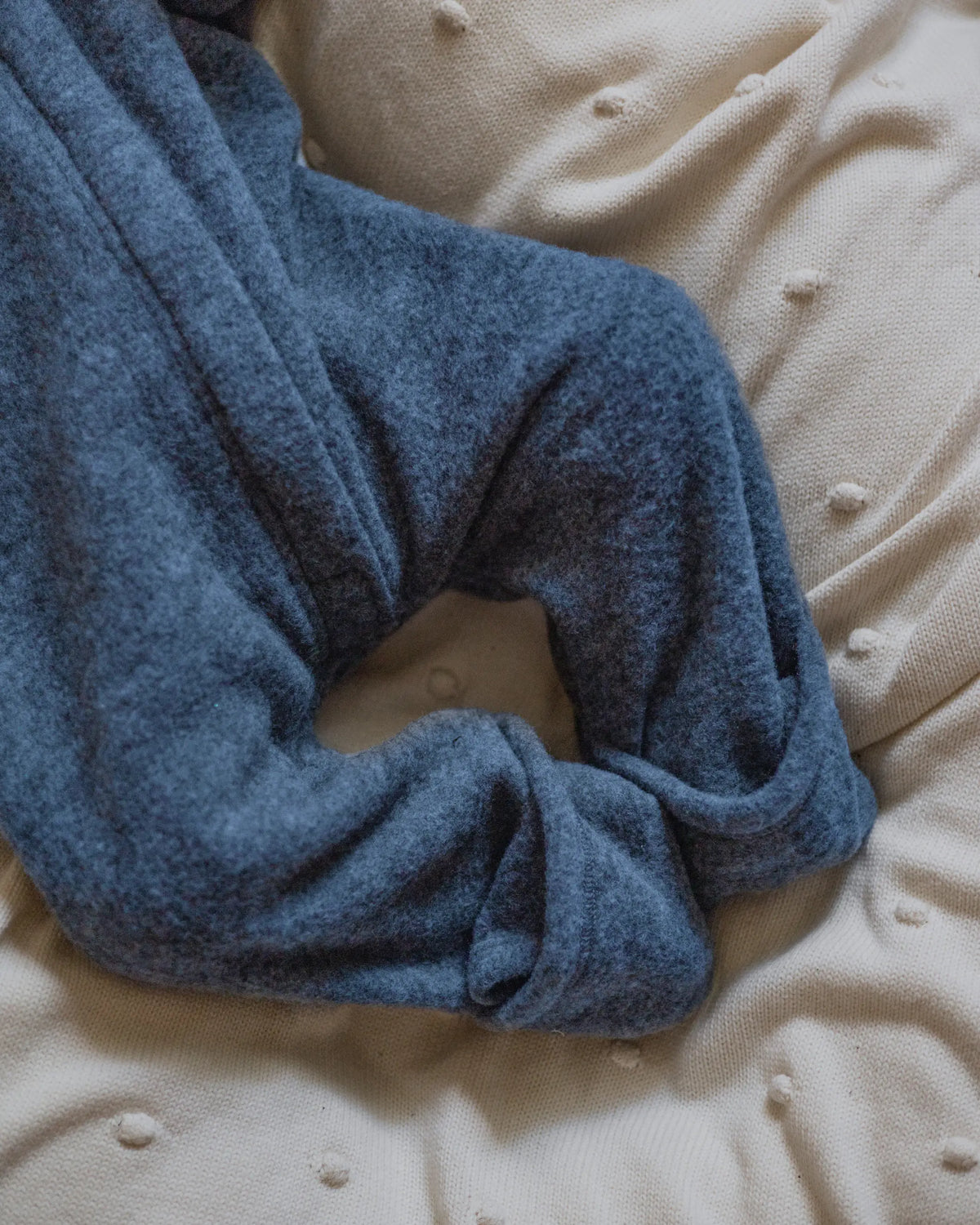 Baby Wollfleece Overall in bioqualität, weich und wärmend für Kinderwagen und tragebabys -mit praktischen Umschlagbündchen