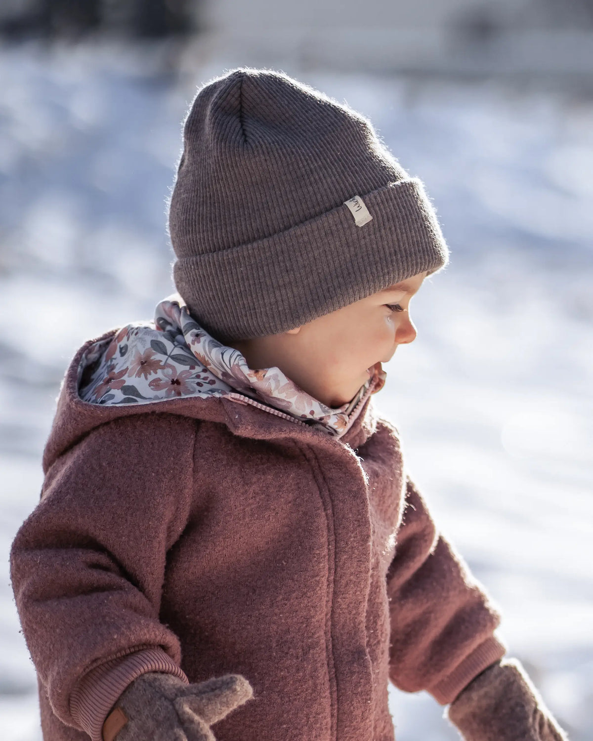 Lässige Kinder Beanie aus Merinowolle, doppellagig gestrickt, hält warm ohne Schwitzen und schützt bei Wind und leichtem Regen.