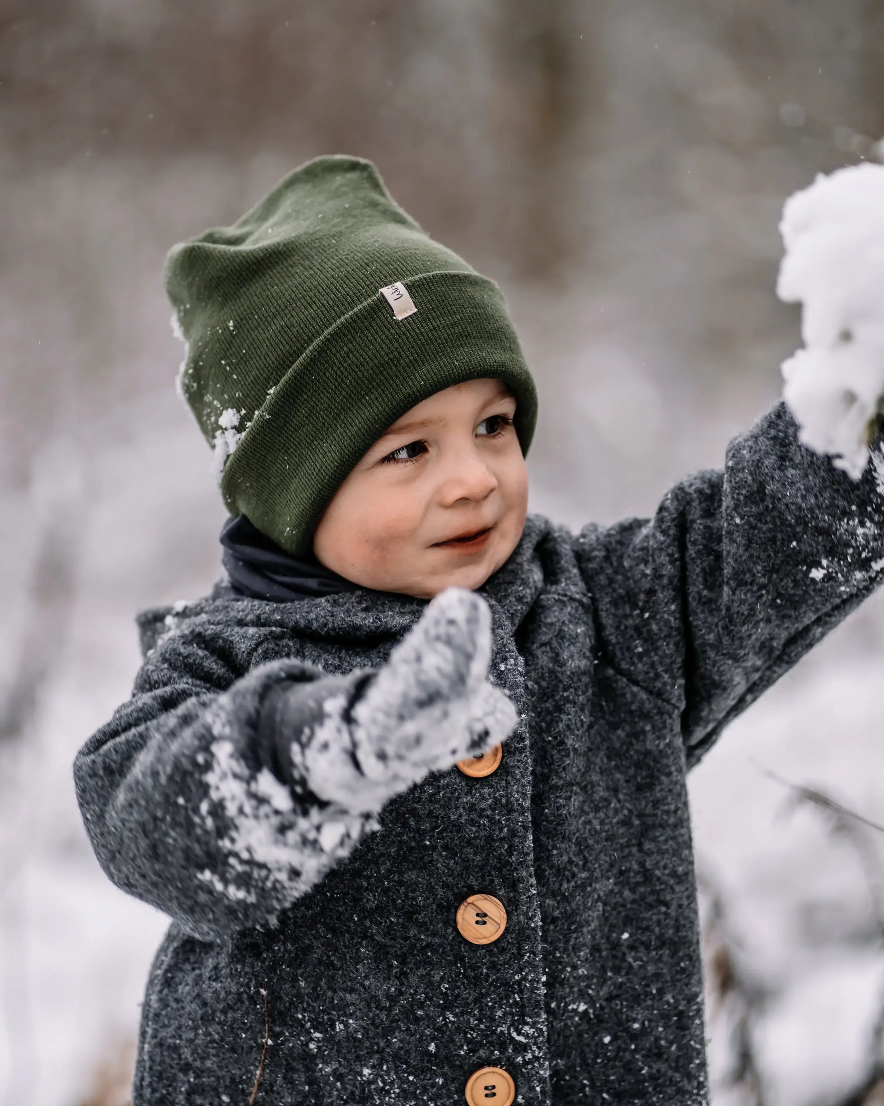 Wollmütze aus Merinowolle für Babys und Kinder für Herbst, Winter und Frühling. Hält auch bei Schnee wohlig warm