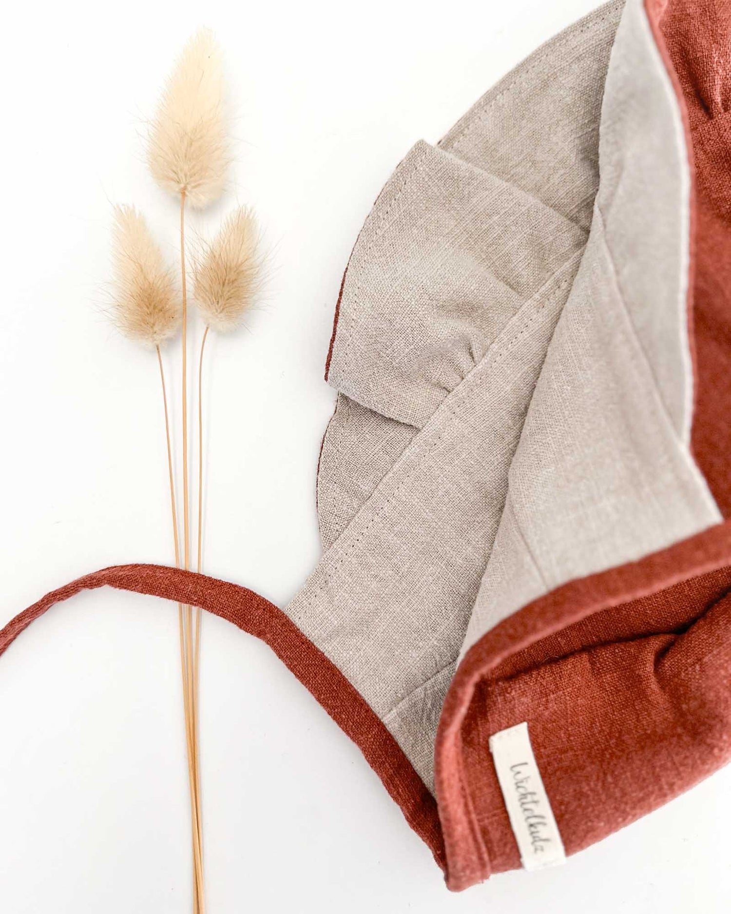 Sofortkauf: Leinen Baby Bonnet in Rost/Sand, Gr. 48-50