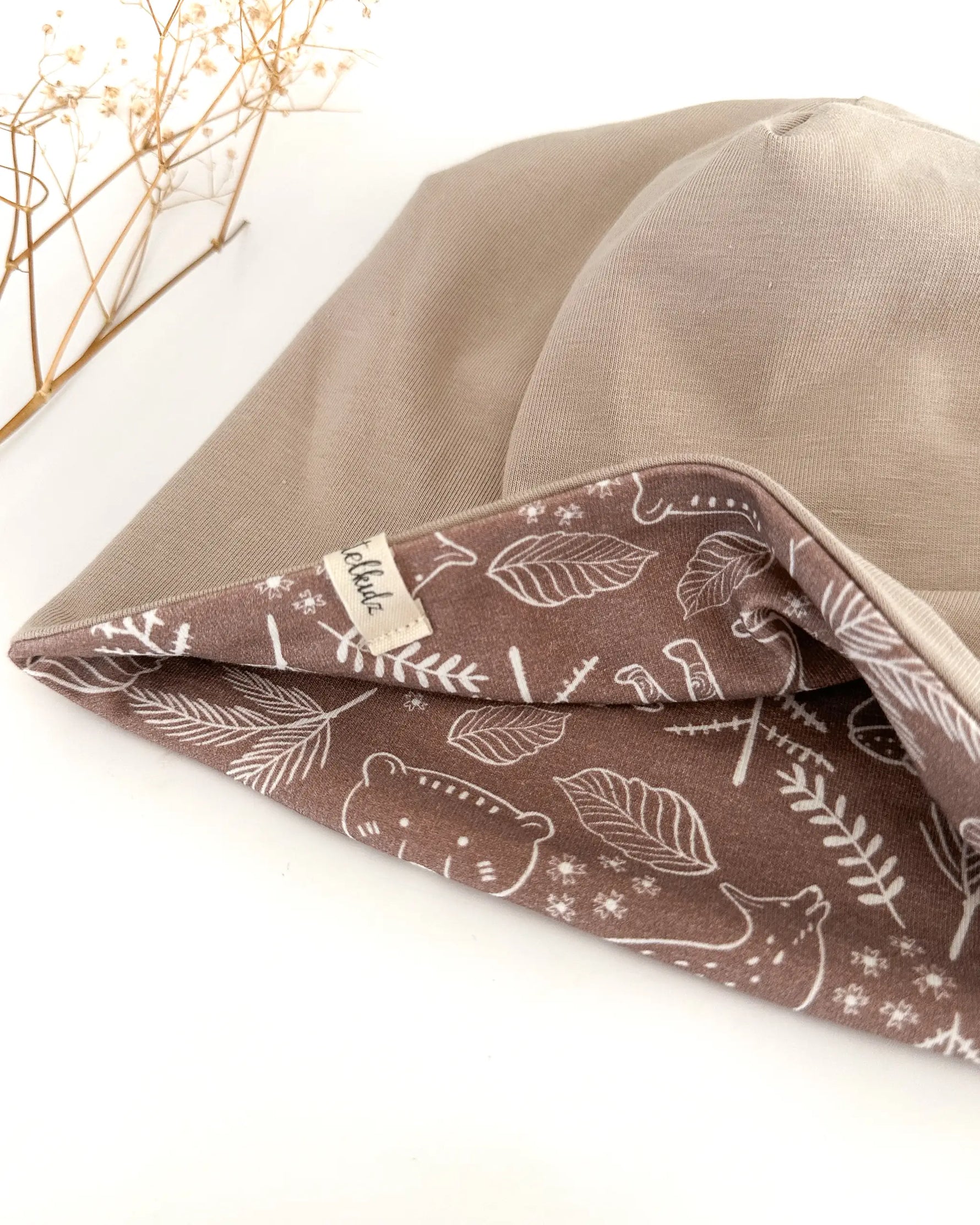 Wendebeanie für Babys und Kinder aus Bio-Baumwolljersey, beidseitig tragbar mit weichem, flexiblem Sitz für den Alltag mit Kindern