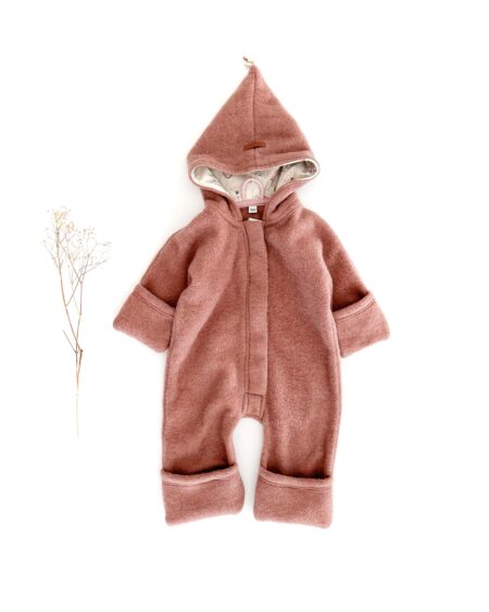 Baby Wollfleece Overall aus Bio Merinowolle - temperaturausgleichender Fleece Anzug mit Reißverschluss in Altrosa / Rosenholz