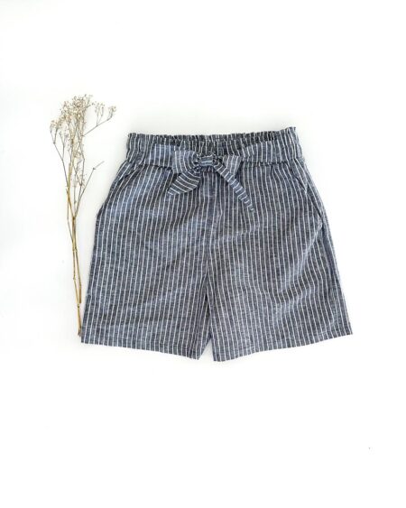 Sofortkauf: Damen Leinen Paperbag Shorts mit Schleife in Blau Gestreift, Gr. M (38/40)